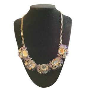 NWT ViVI Silver and Purple Crystal Necklace